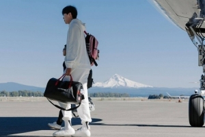 拓记：球队希望杨瀚森先融入文化环境而非篮球表现 他英语需提升