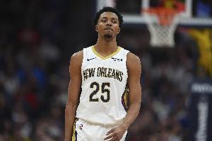 无力回天！墨菲9中6拿到18分5板3断 三分5中4