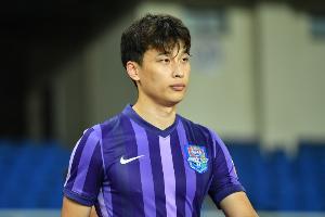 记者：于根伟赛前透露阿代米、巴顿、石炎战申花登场可能性不大