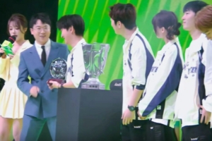 解说杯FMVP Xiye：享受整个过程，感谢陪练、工作人员和粉丝们