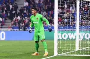 长传助攻威尔逊破门！阿雷奥拉是本赛季英超首位送出助攻的门将