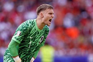 维尔布鲁根：扑出点球要感谢教练团队 梦想能代表荷兰参加世界杯