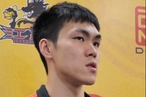 CBA中特别喜欢的后卫是谁？庞峥麟：徐杰 还有很多小快灵的后卫