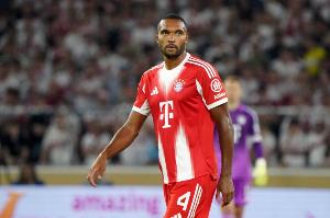 若纳坦·塔单场触球177次本赛季五大联赛最多，成功传球159次第二