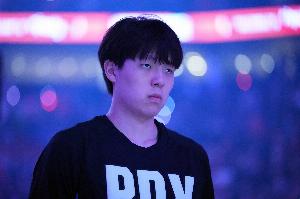 开拓者媒体人：杨瀚森时间少就抢好板避免犯错 而不该盲目投三分