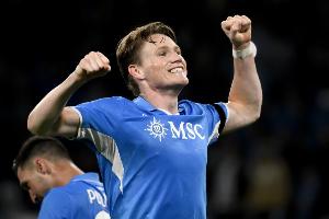 MVP！麦克托米奈单赛季意甲进10球是苏格兰首人+收获生涯联赛首冠