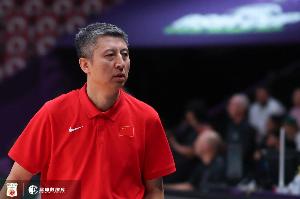 媒体人：郭指导赛后太客气 甚至他可能并没有意识到事情的严重性