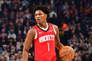 这太伤了！阿门突破分球直接被对手抢断 分差依旧5分