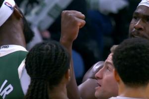 波蒂斯和斯图尔特篮下起冲突！后者还举拳了！斯图尔特被驱逐