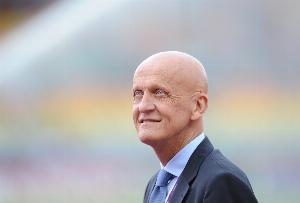 科里纳：将提议2026年世界杯用VAR审查角球、两黄变一红的判罚