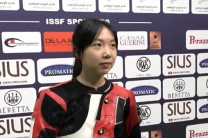 射击世界杯总决赛：王子菲女子10米气步枪夺冠，黄雨婷排名第五