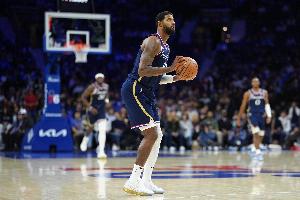 状态在线！乔治半场出战12分钟 6中4拿到11分2助