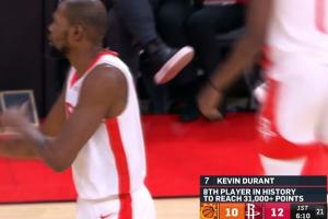 31000分！杜兰特后仰命中！历史第8位得分破3w1大关的传奇！