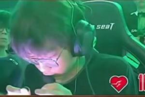 和平精英手游比赛也能窥屏国外选手决赛偷看对手手机被取消资格