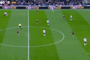 打破僵局！西蒙斯横传助攻，里沙利松包抄破门！热刺1-0小蜜蜂