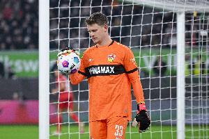 记者：若诺伊尔续约，拜仁希望明夏能以2千万欧出售努贝尔