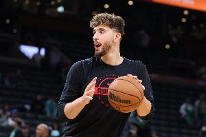 火箭背靠背战独行侠 申京因病小概率出战 上一场曾缺战太阳