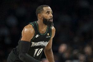 戈贝尔：康利场上场下都是顶级职业球员典范 与他并肩作战是幸运