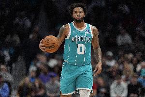 难救主！迈尔斯·布里奇斯19中10拿到24分9板8助 罚球6中4