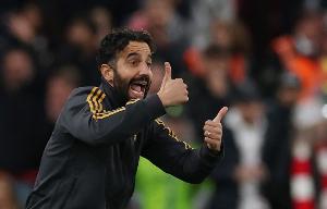 曼联连续5场英超客场比赛不败，是目前保持最长客场不败战绩球队