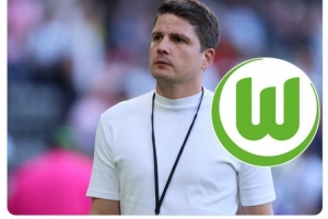 德天空：施韦格勒将离开法兰克福，出任狼堡总监&补偿金50万欧