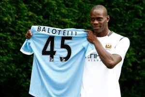 巴洛特利：从国米来曼城后差点把我练吐，连喝水的时间都没有