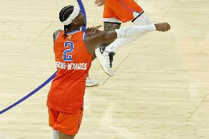 亚历山大本季平均每分钟得0.985分 是史上后卫球员单赛季最高