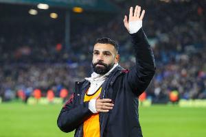 宽萨：萨拉赫是好榜样+更衣室重要人物，他曾在我困难时给予帮助