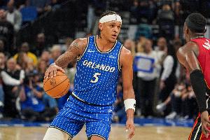 NBA杯对阵尼克斯！班凯罗：他们现在高居东部前列 值得送上敬意