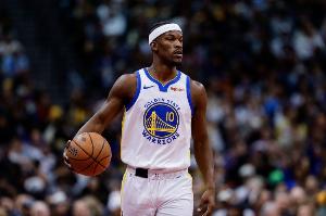 要多攻啊！巴特勒11中6拿到15分8板5助1断 末节仅1分