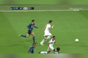 无人能挡！贝尔这球让麦孔和萨内蒂成背景板！