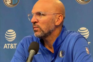 不影响比赛发威！哈登现任女友确实符合咱登哥的一贯审美啊