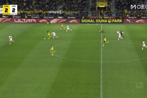 翁达夫背身接球外脚背拨射破门得手，斯图加特扳回一球