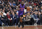 外线开炮！猛龙连中三分轰出23-4的进攻狂潮迅速缩小分差